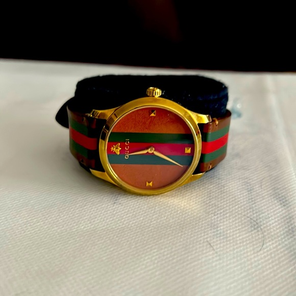 Gucci watch - Picture 1 of 2